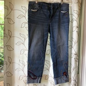 Embroidered Slim Crop Jeans